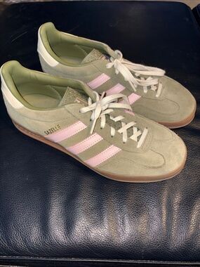Adidas Women’s Gazelle Indoor Olive/Pink/Cream White Gum Sole Suede Sneakers